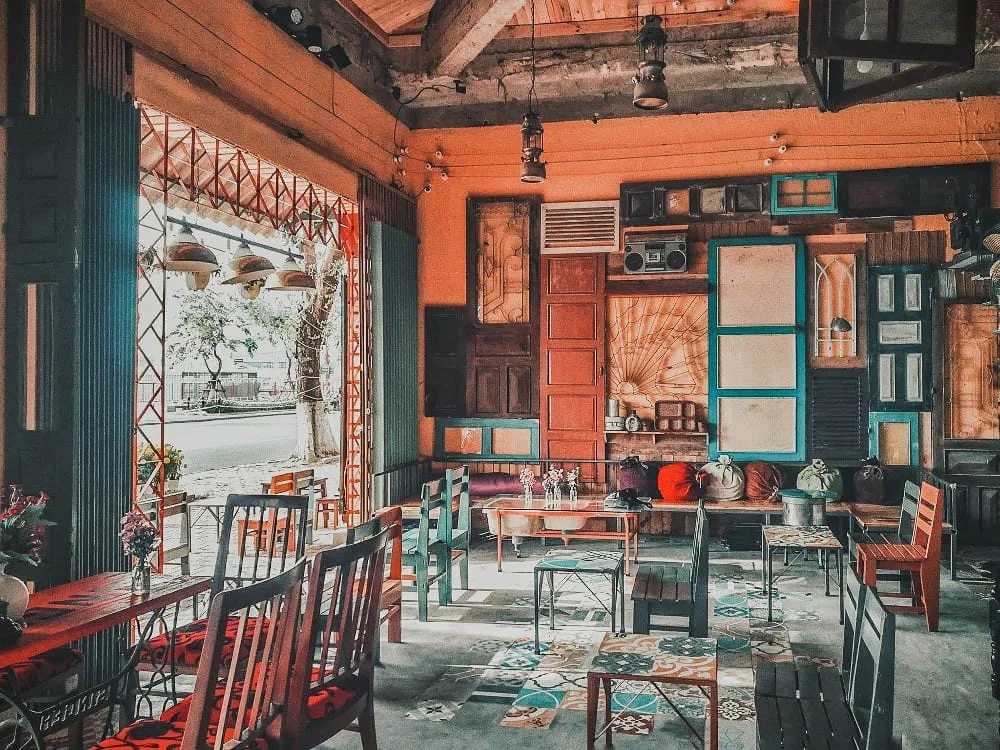 Vòng Quanh Thế Giới Cùng Muôn Kiểu Quán Cà Phê