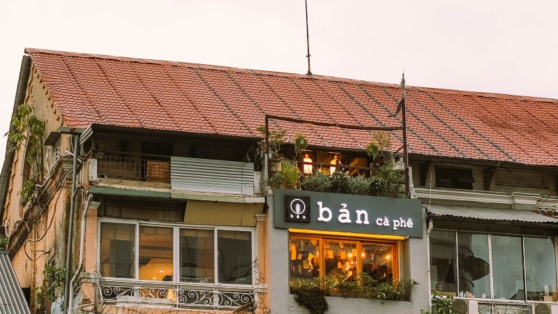 Bản Cà Phê, Tìm Về Chốn Yên Giữa Sài Gòn