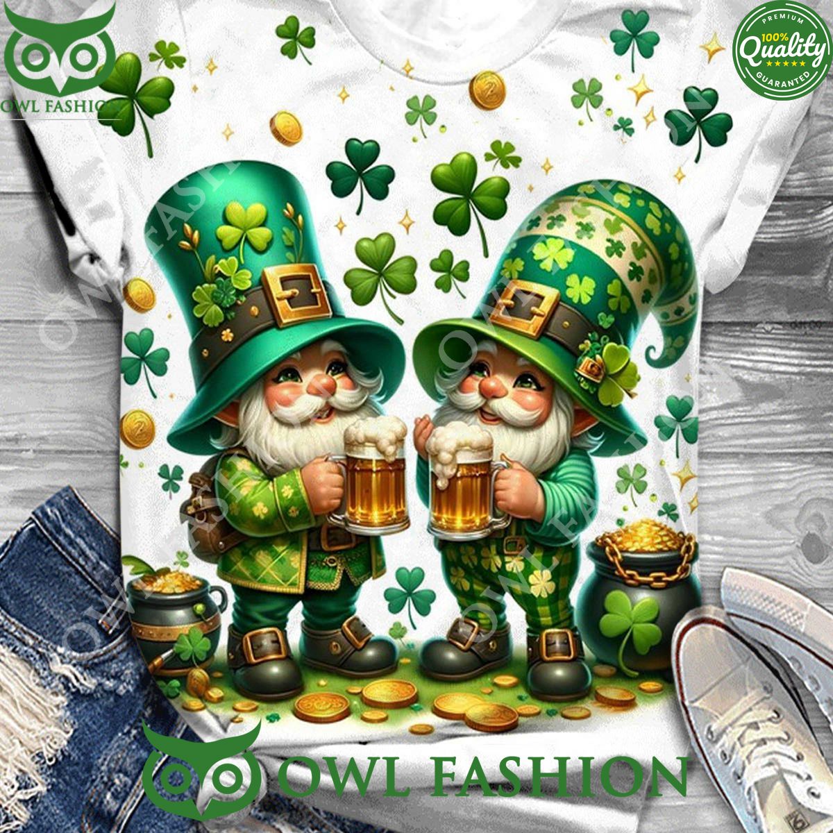 Beer Drinking Irish Gnomes Print Crew Neck Tshirt