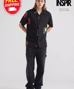 Urban Outfitters THRILLS Dream Within A Dream Short Sleeve ButtonDown Shirt