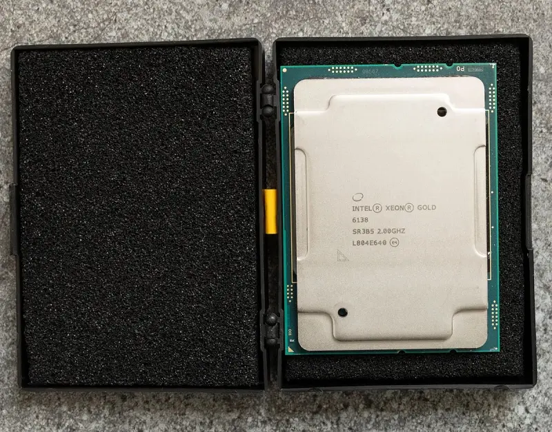 CPU-Intel-Xeon-Gold-6138-su-dung-cho-cac-may-chu-chuyen-dung
