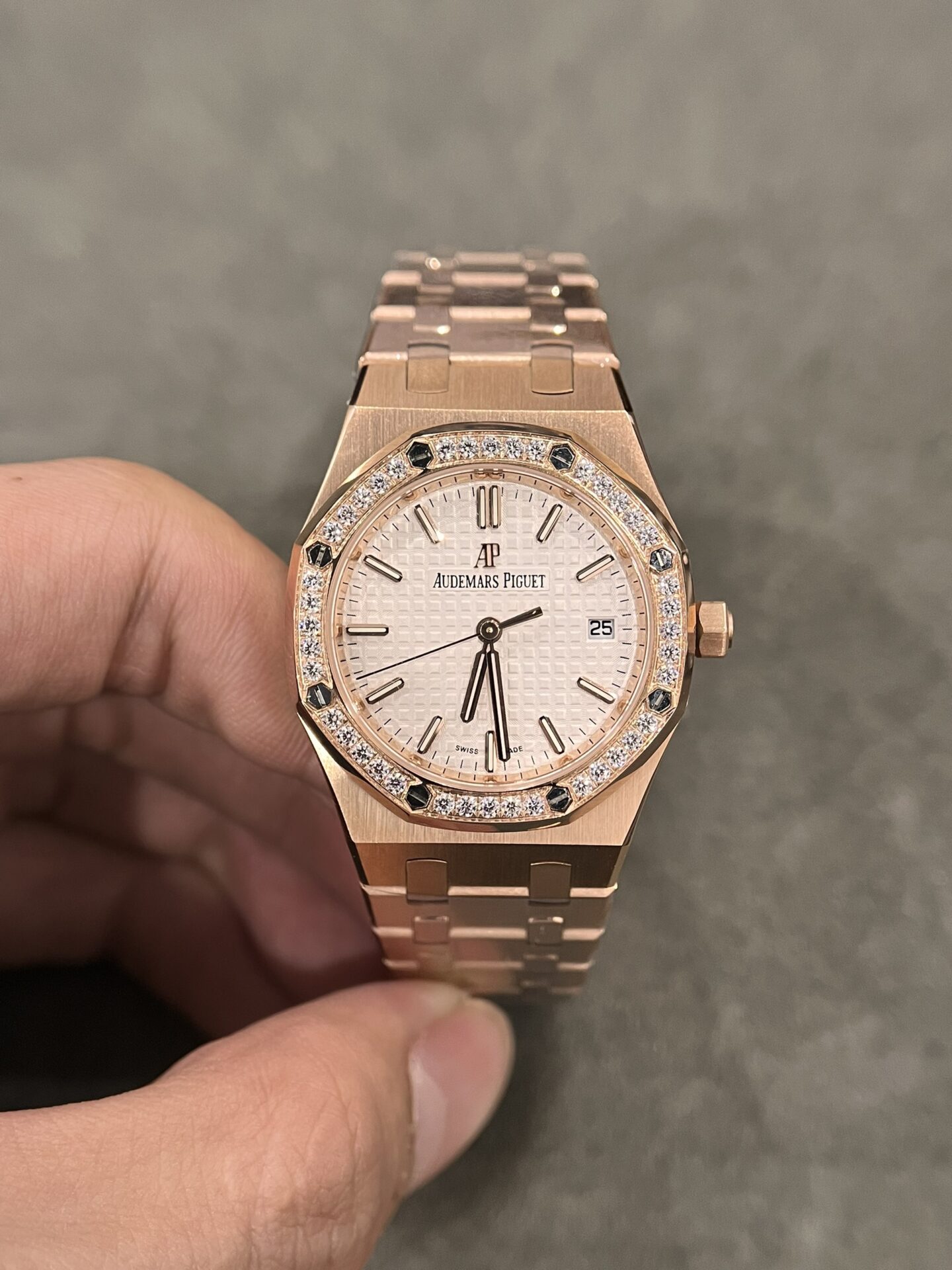 AUDEMARS PIGUET ROYAL OAK 77351OR ROSE GOLD SWISS REPLICA 34MM