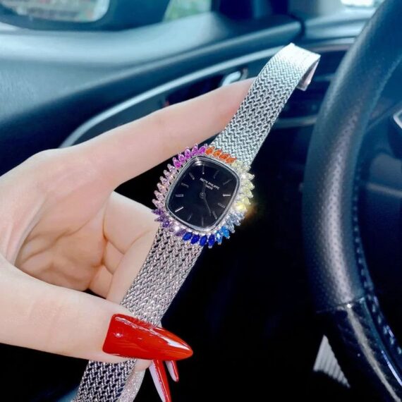 Patek Philippe Women’s Cheap 32mm Metal Strap Watch